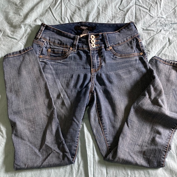 torrid Denim - Torrid medium wash stretch denim low-mid rise skinny